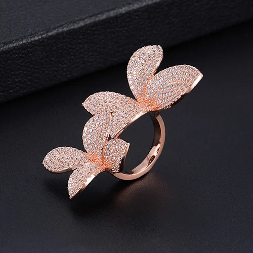 Luxury Fingers Ring Adjustable Fashion Blooming Flowers