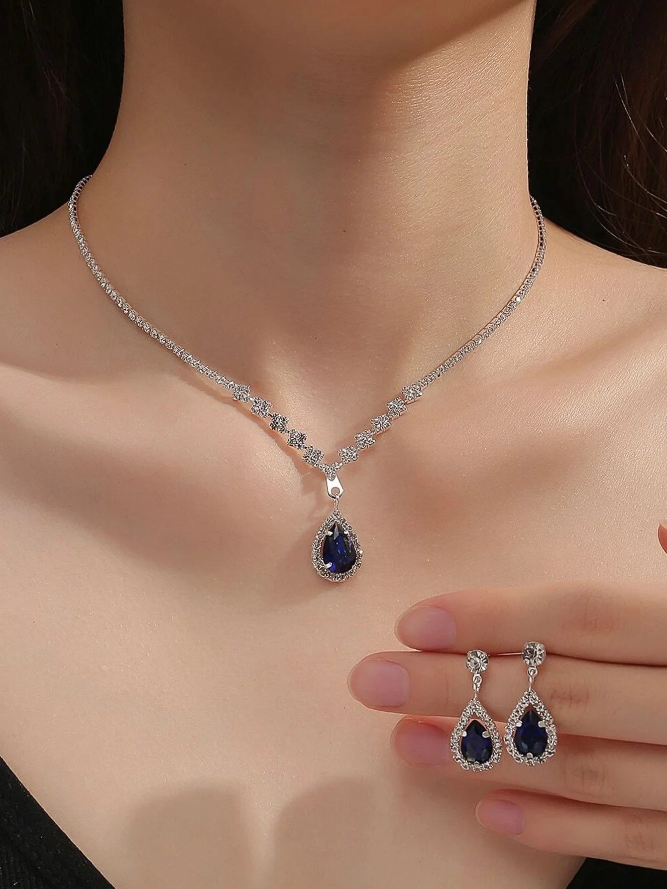 Droplet Necklace and Earring Set