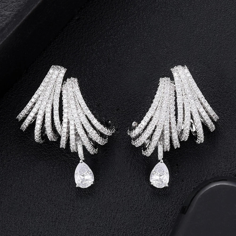 Luxury Double Claws Stud Earrings