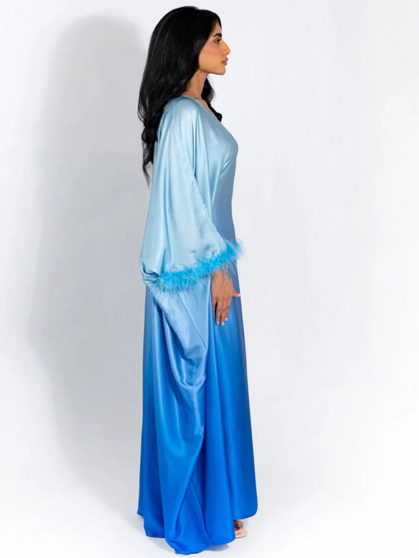 Feather Closed Abayas | Inside Tie Belt